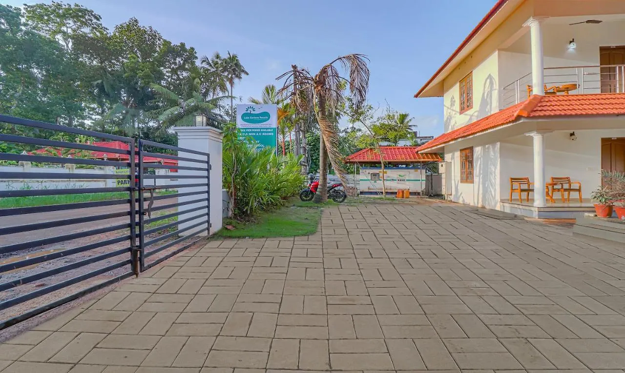Lake Garden Resort 3*, Alappuzha